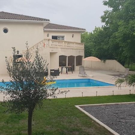 Maison Calme Et Spacieuse Bassens  Zewnętrze zdjęcie
